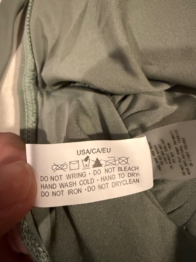 COCOPEAR Womens Swimsuit‎ 4XL 16/18 Light Sage Green Halter Ruched Plunge - Picture 4 of 5
